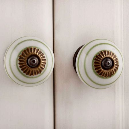 Pea Green Stripe Knob